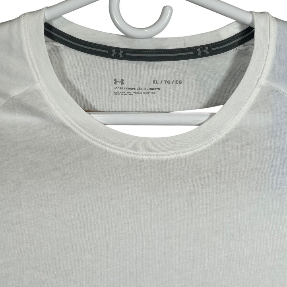 Under Armour Athletics‎ SS Tee Mens XL White Loose Fit Cotton Blend Brand New